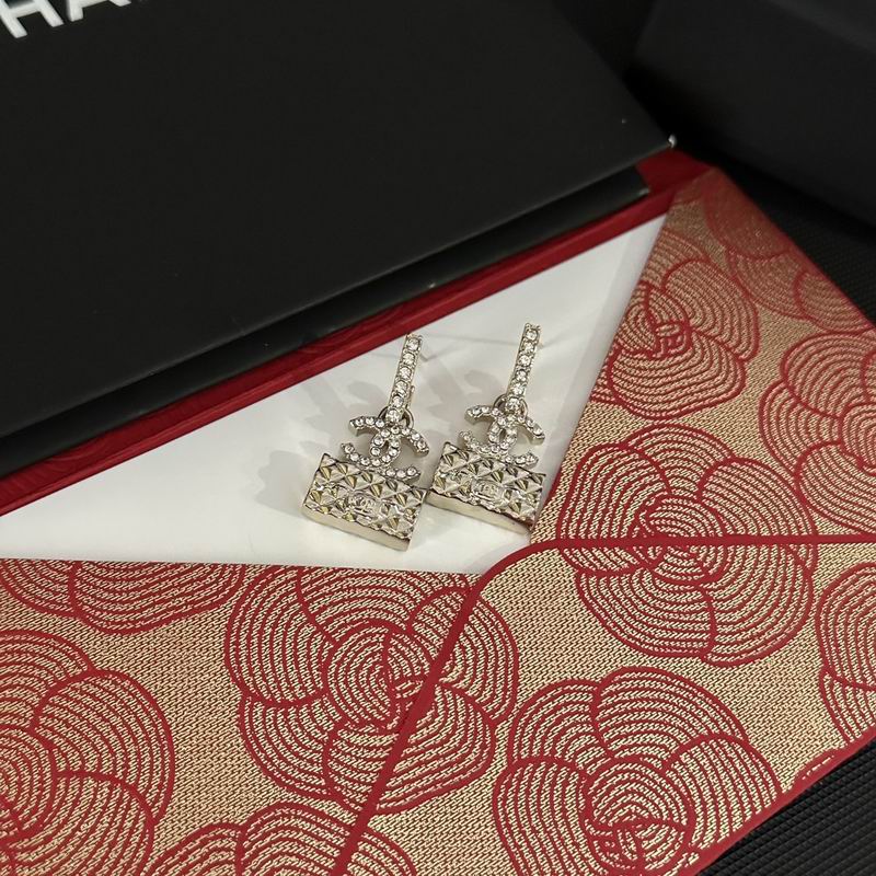 Chanel Earring 03yxs247